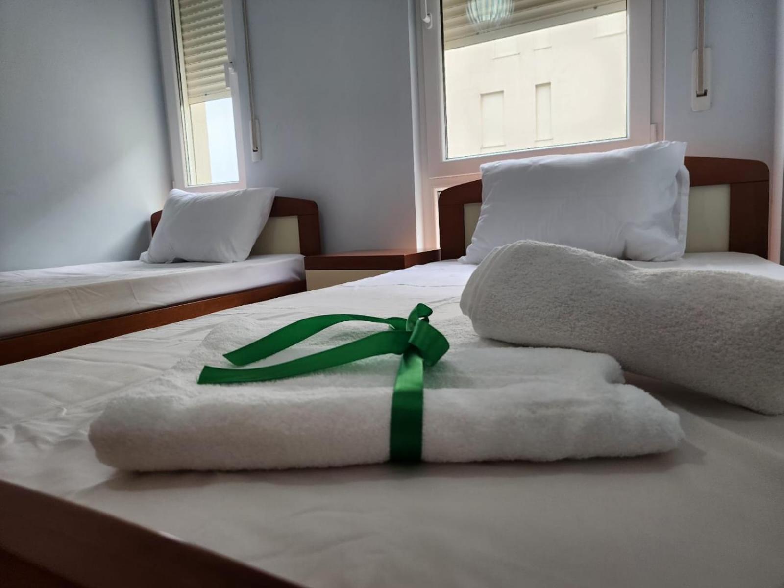 Jrl Apartament Wlora
